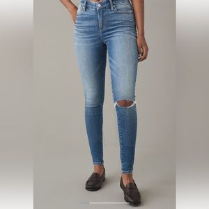 Womens American eagle jeans